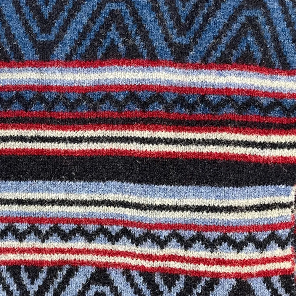 Orvis Geometric Blue Red Gray 100% Merino Wool Scarf
